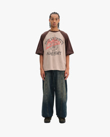 BICOLOR PUBLIC INSTITUTE TEE BROWN/CREAM