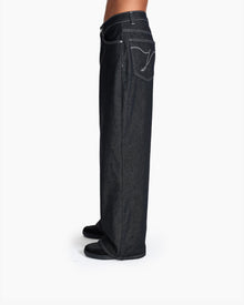 VOLUME DENIM RAW BLACK