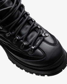VENTURE HI "TRIPLE BLACK"