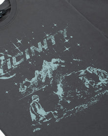 CAMPFIRE TEE DARK GREY